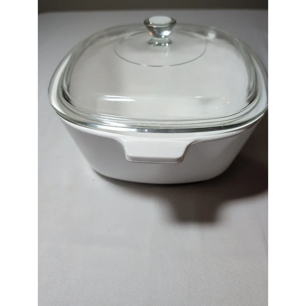 RARE 2 1/2 QT Vintage CorningWare Blue Cornflower Casserole Dish with Lid
